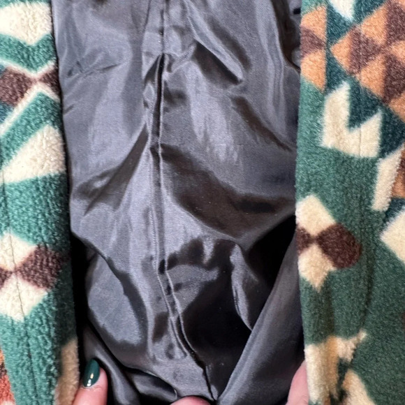 Massive Outdoors Fleece Long Sleeve Hooded Top Kangaroo Pocket Aztec Size Small - Picture 9 of 9